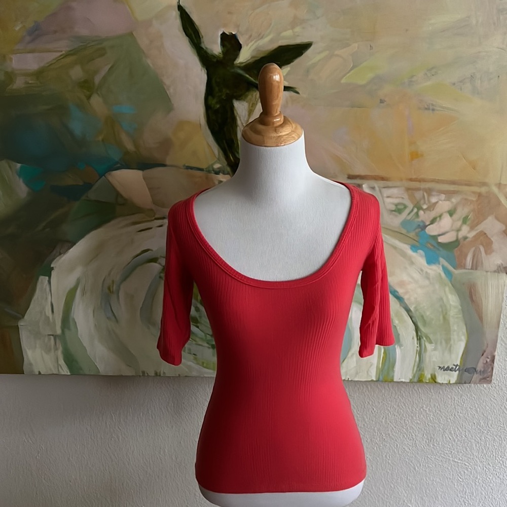 Reformation Delia Top - ribbed shirt XS scoopneck coral